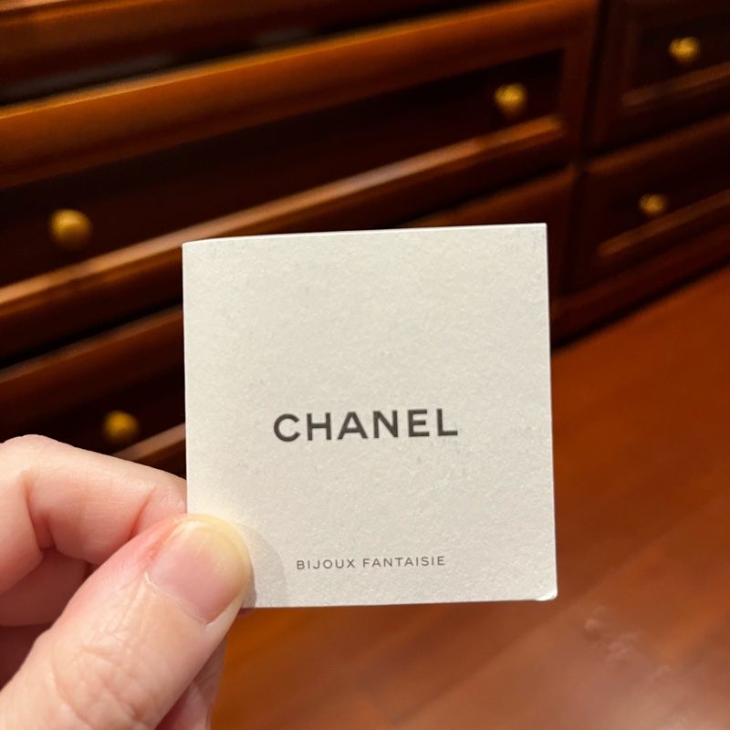 香奈兒復古銀珠耳環-2