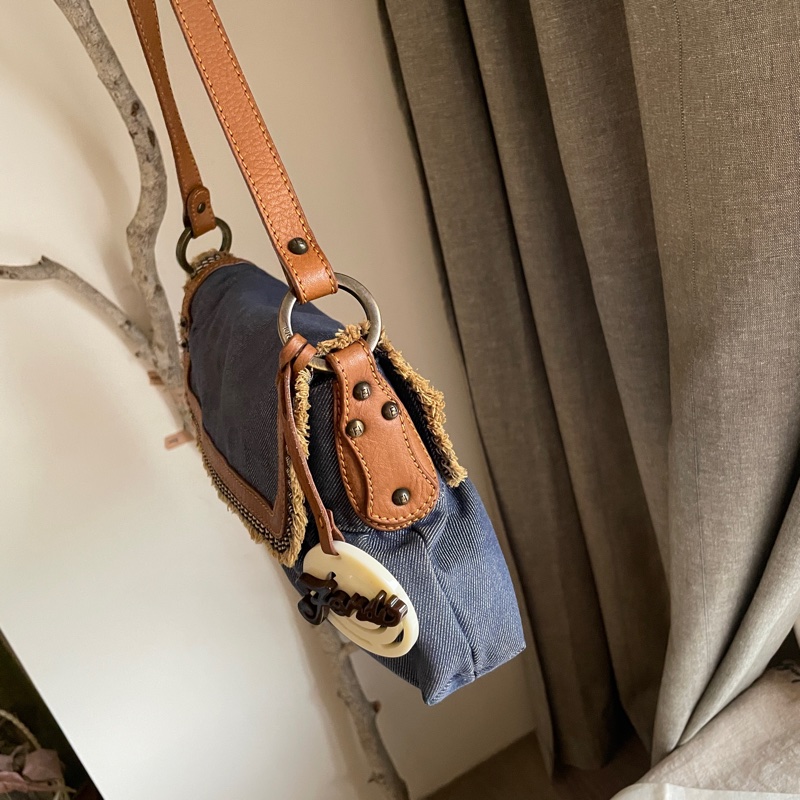 💫牛仔回歸時尚不敗丹寧💫Fendi牛仔單寧翻蓋包/手提包/腋下包/斜背/側背/手拿宴會包/ 手提♦️正品♦️vintage-16