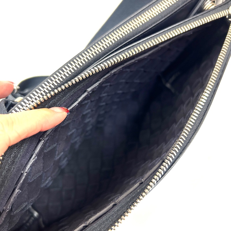 BV 深藍牛皮Intrecciato Duo雙層斜背包-5