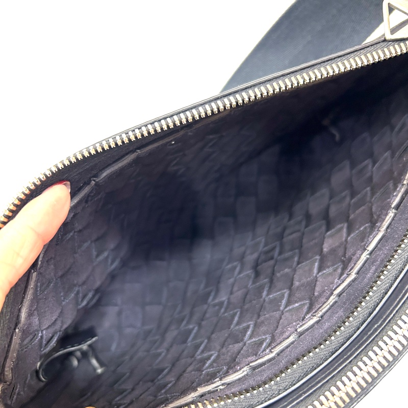 BV 深藍牛皮Intrecciato Duo雙層斜背包-6