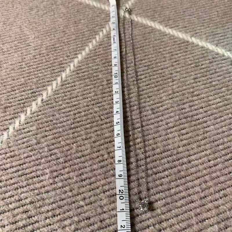 Tiffany蒂芙尼 四爪單鑽鑽石項鍊，主鑽0.72ct，G色，淨度VS2-5