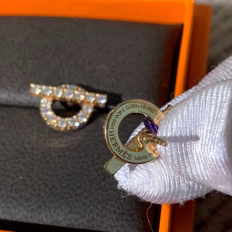 Hermes愛馬仕小Q玫瑰金滿鑽耳環，2024年購入-1