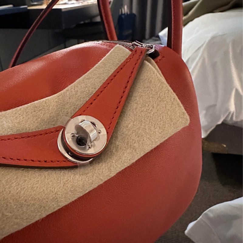 Mini lindy 雙拼色南瓜橘配芝麻色-5