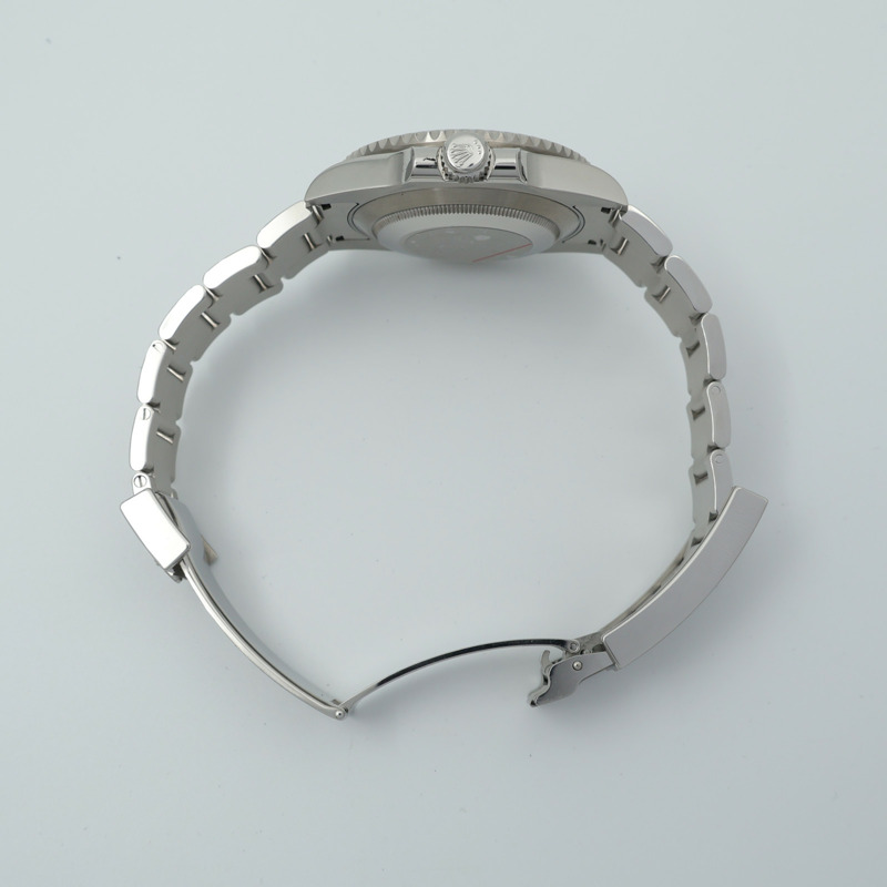 ROLEX Submariner 114060-5