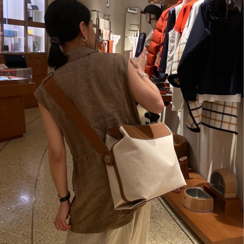 Hermes R.M.S 12H金棕帆布單肩斜挎包，W刻，尺寸約30*28*15，肩帶約長78-111，-1