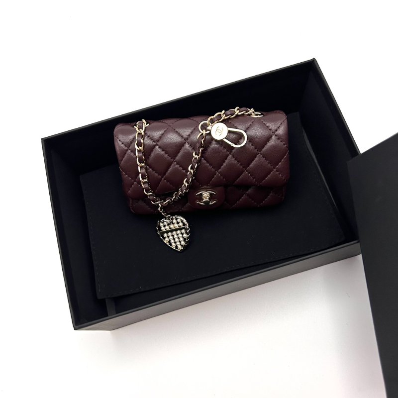 CHANEL 深棕色金扣25A珍珠算盤愛心掛飾零錢包 12*8*3 全新閒置配件盒子塵袋-0