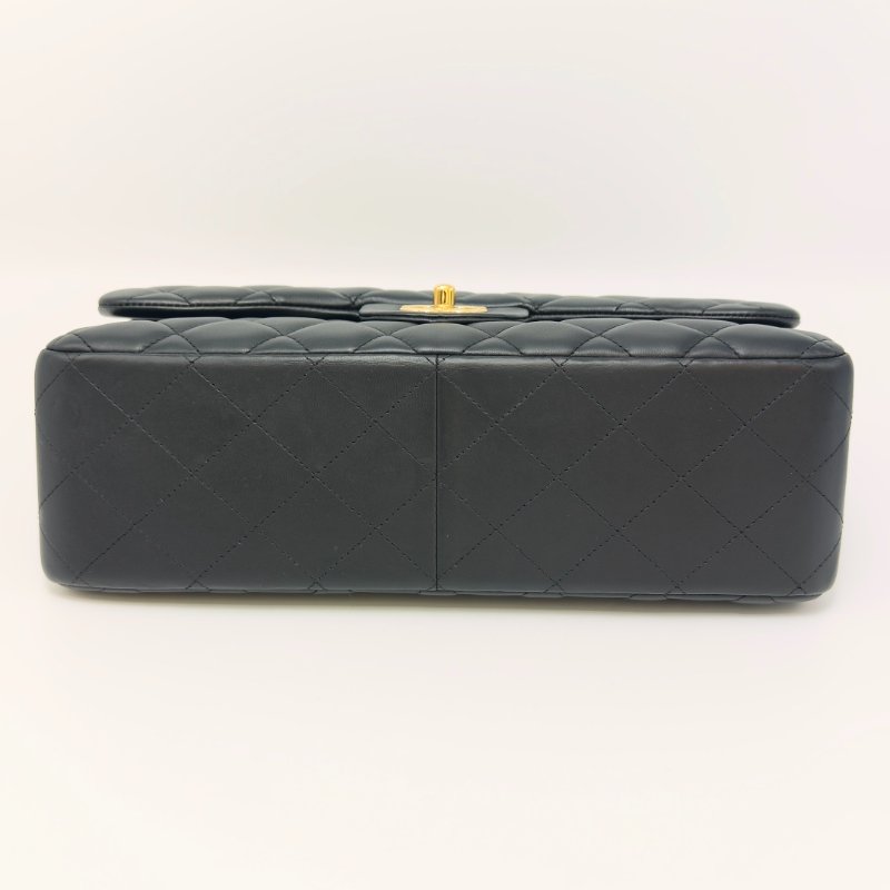 CHANEL CF黑金羊皮jumbo肩背斜背包30*20*9 98新配件塵袋-5