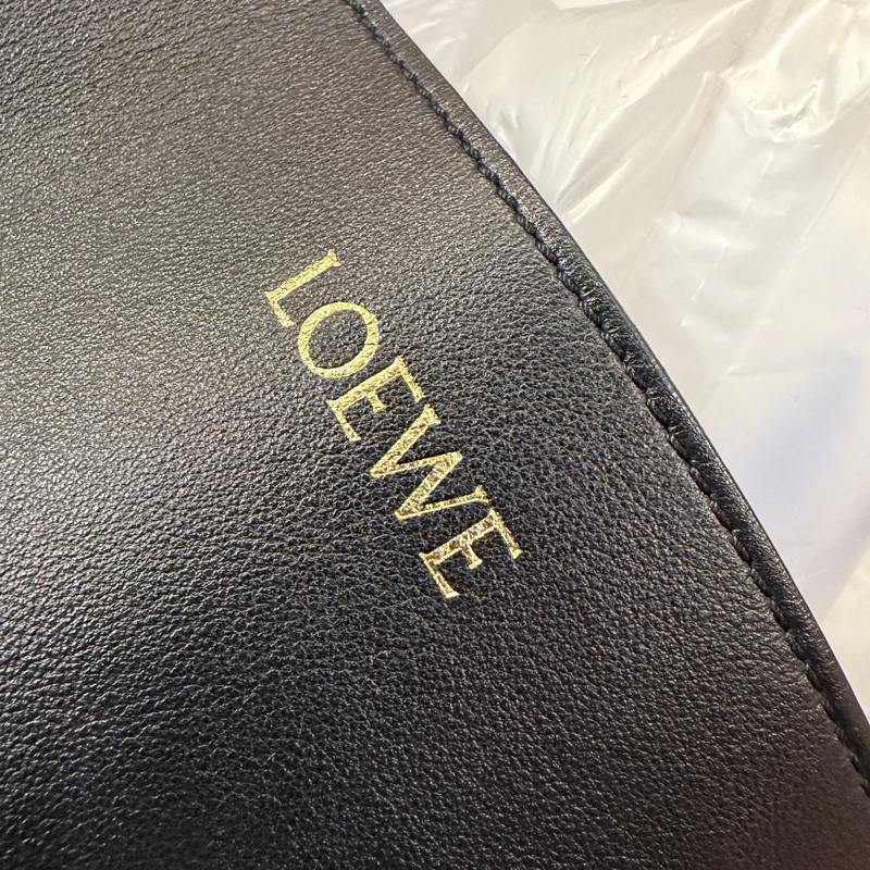 Loewe tote 大號-10