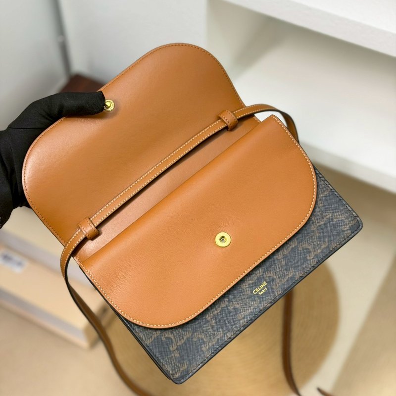 (全配、適合送禮🤍)🏷Celine 瑟琳．Triomphe 老花 woc-15