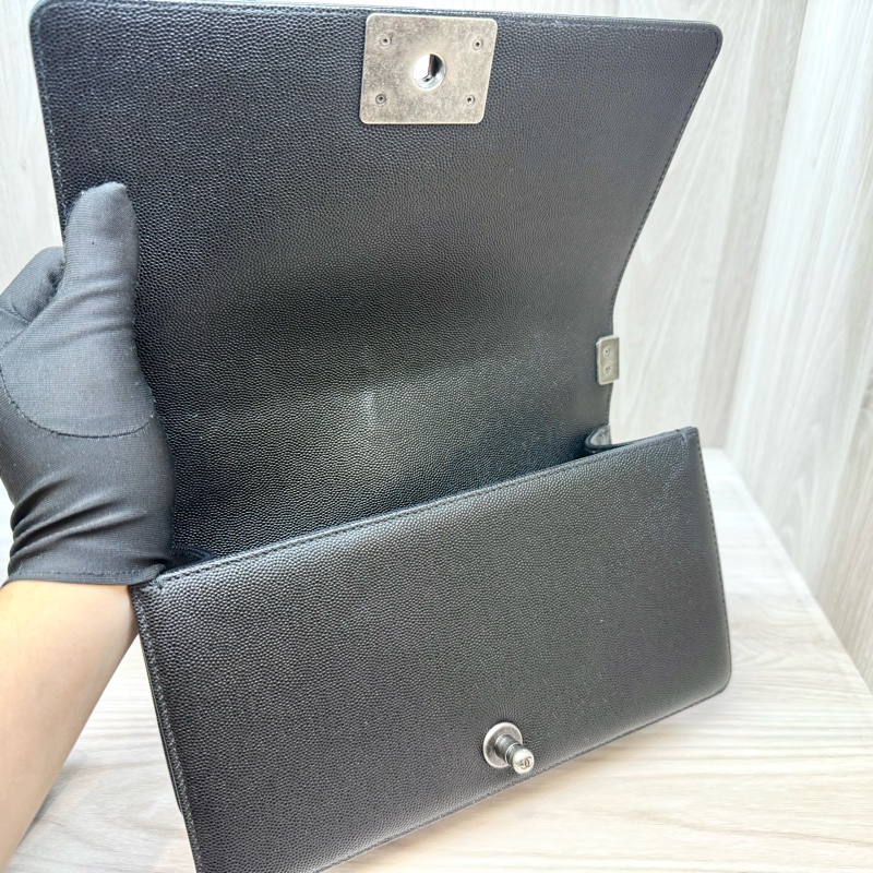 CHANEL黑銀荔枝皮BOY25/A67086-17