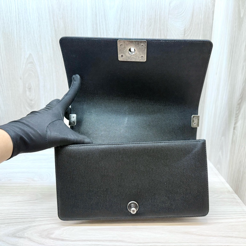 CHANEL黑銀荔枝皮BOY25/A67086-18