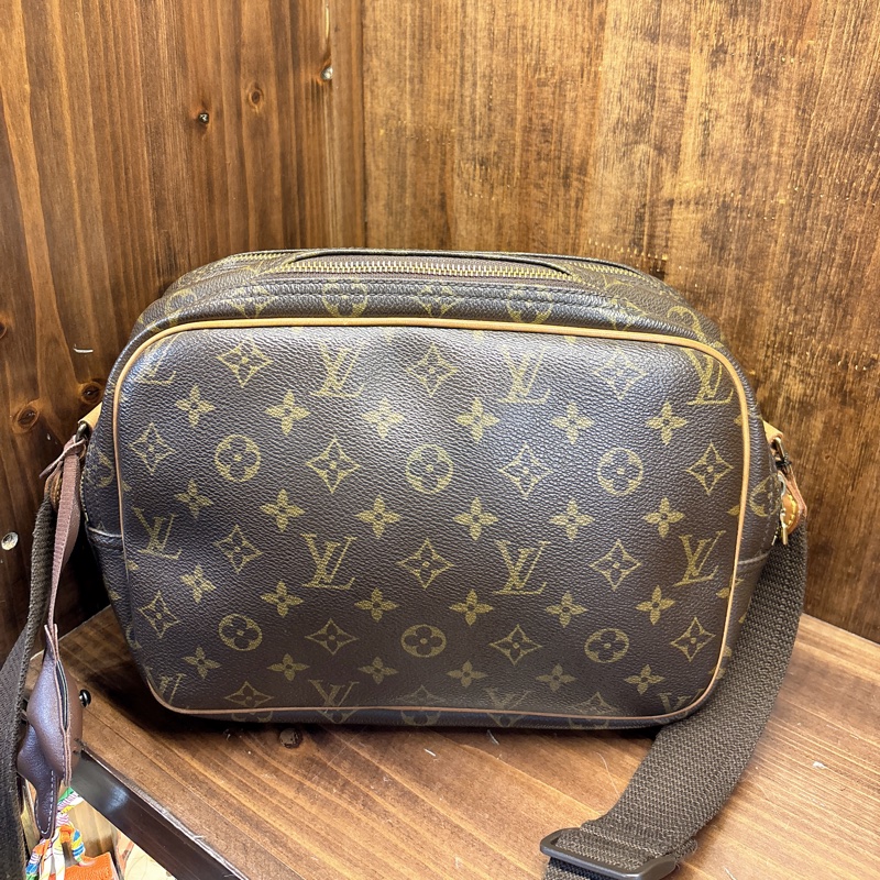 Louis Vuitton Monogram Reporter PM 斜背包-0