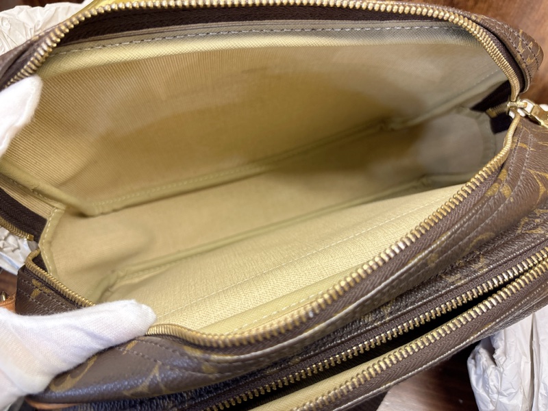 Louis Vuitton Monogram Reporter PM 斜背包-5