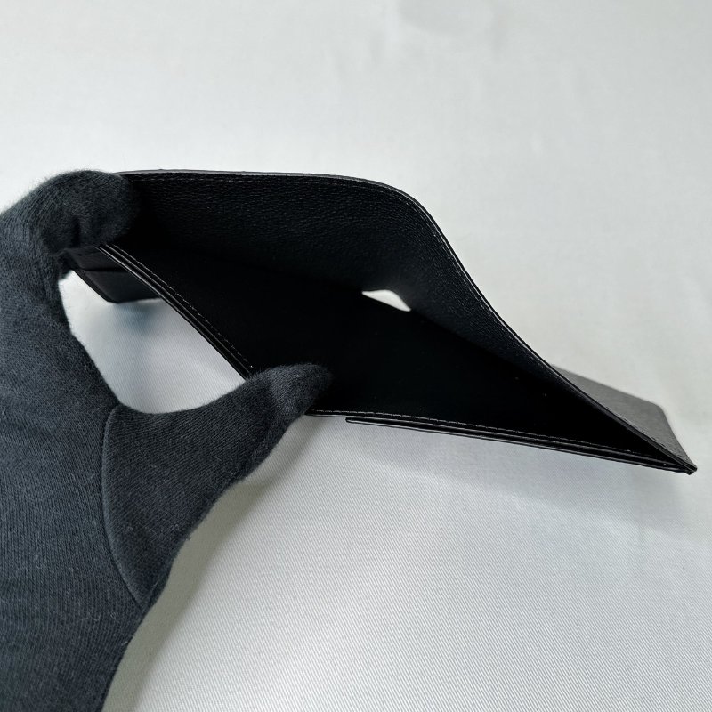 LV 全新Slender對開短夾-7