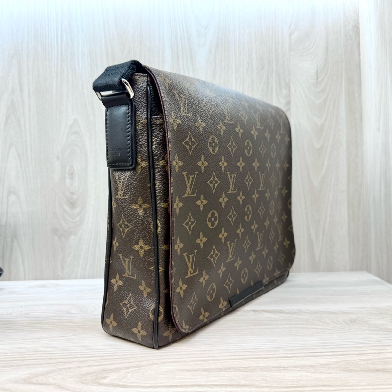 LV老花拚黑皮革 District MM側背包M40934-3