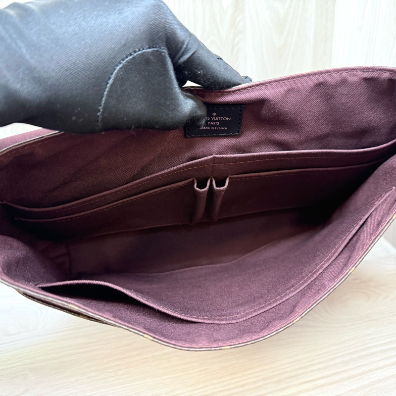 LV老花拚黑皮革 District MM側背包M40934-6