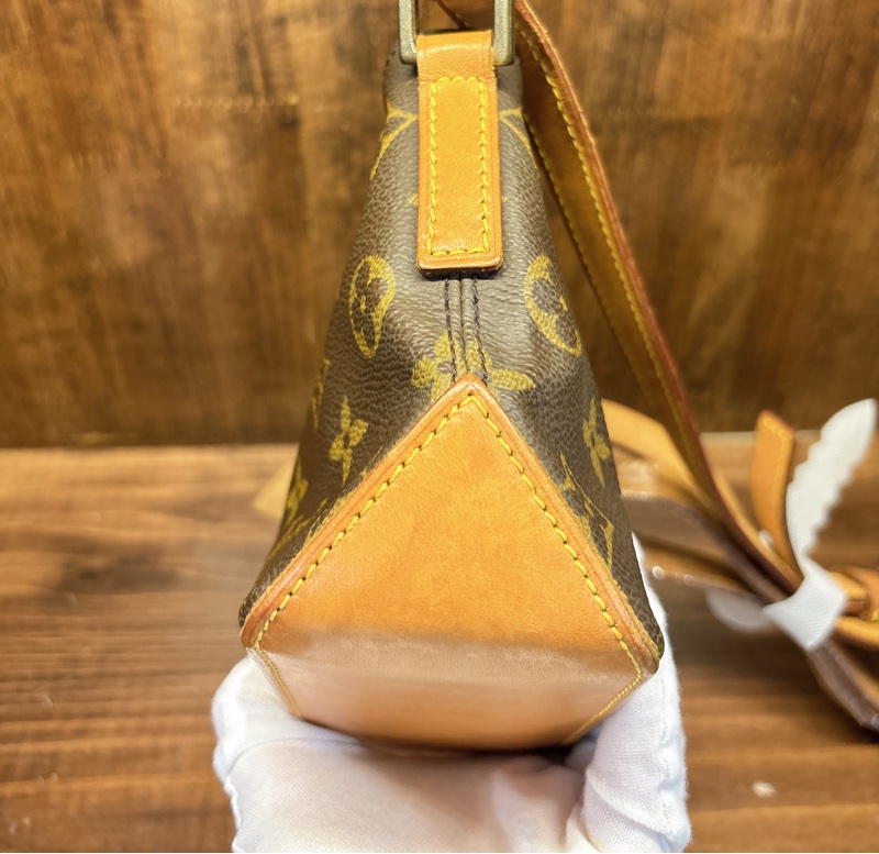 Louis Vuitton Monogram Pochette 側背包-2