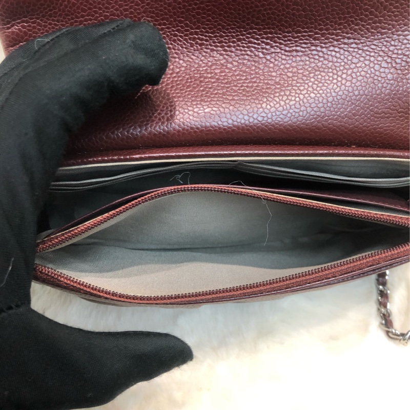Chanel 酒紅色荔枝牛皮斜孭袋 XC018-8