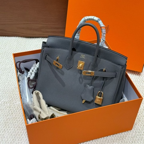 Hermes/愛馬仕 birkin25錫器灰金扣togo皮 高級清冷的深灰色 極其的稀少 賣一隻少一隻 Y刻全新全套膜都在 0配貨直接帶走！