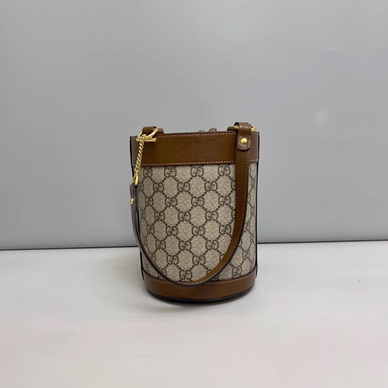 Gucci古馳 馬銜扣1955系列老花焦糖水桶包-1
