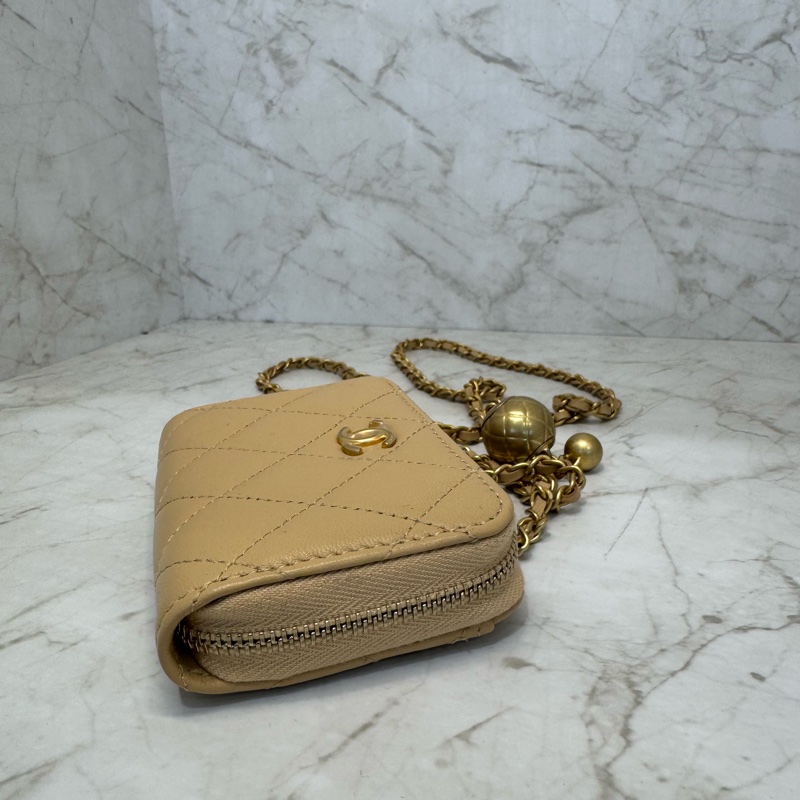 CHANEL粉金金球拉鍊肩背零錢包/31-3