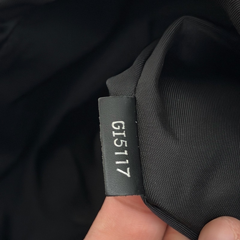 Lv 黑花束口抽繩手提/肩背托特包 M44228-12