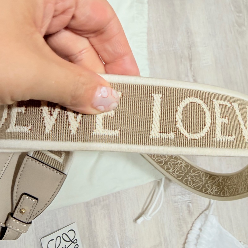 LOEWE Gate Dual Mini 斜背包（沙色）-13