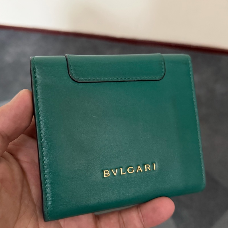 寶格麗 Serpenti 瑪瑙眼蛇頭小牛皮 三折短夾-1