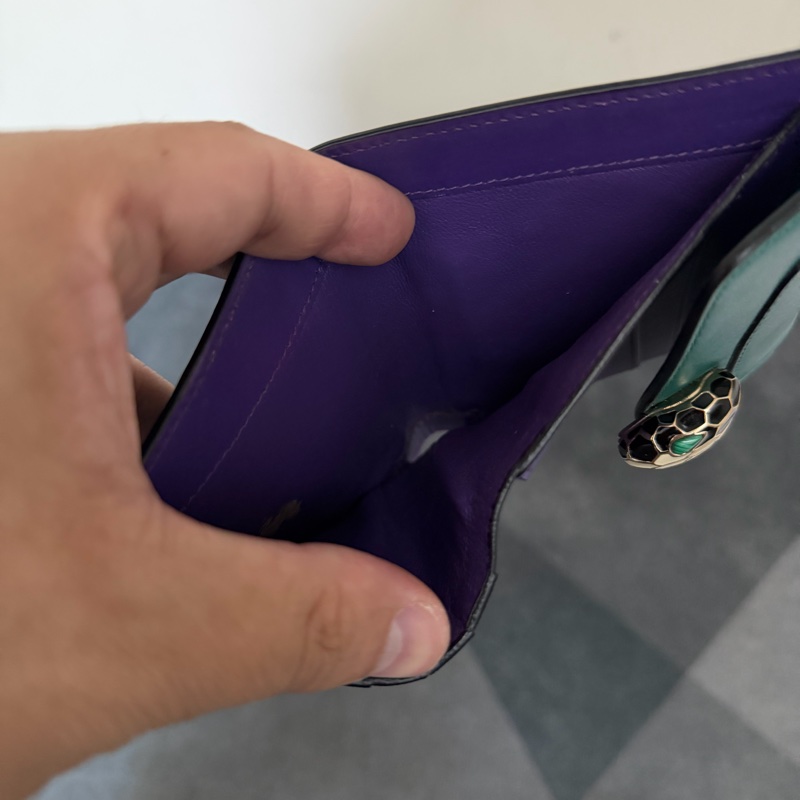 寶格麗 Serpenti 瑪瑙眼蛇頭小牛皮 三折短夾-8