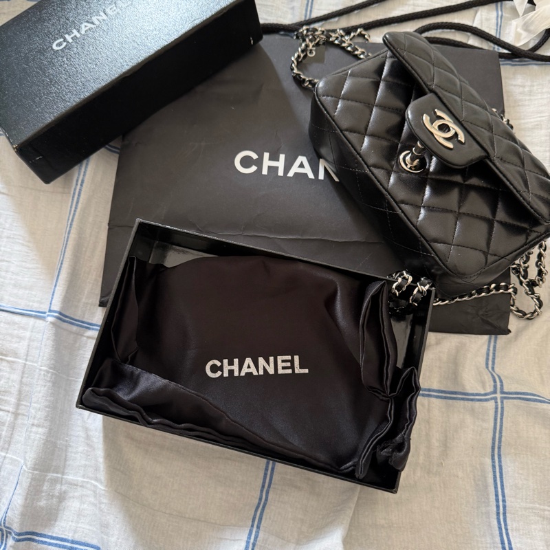 CHANEL MINI CF-1