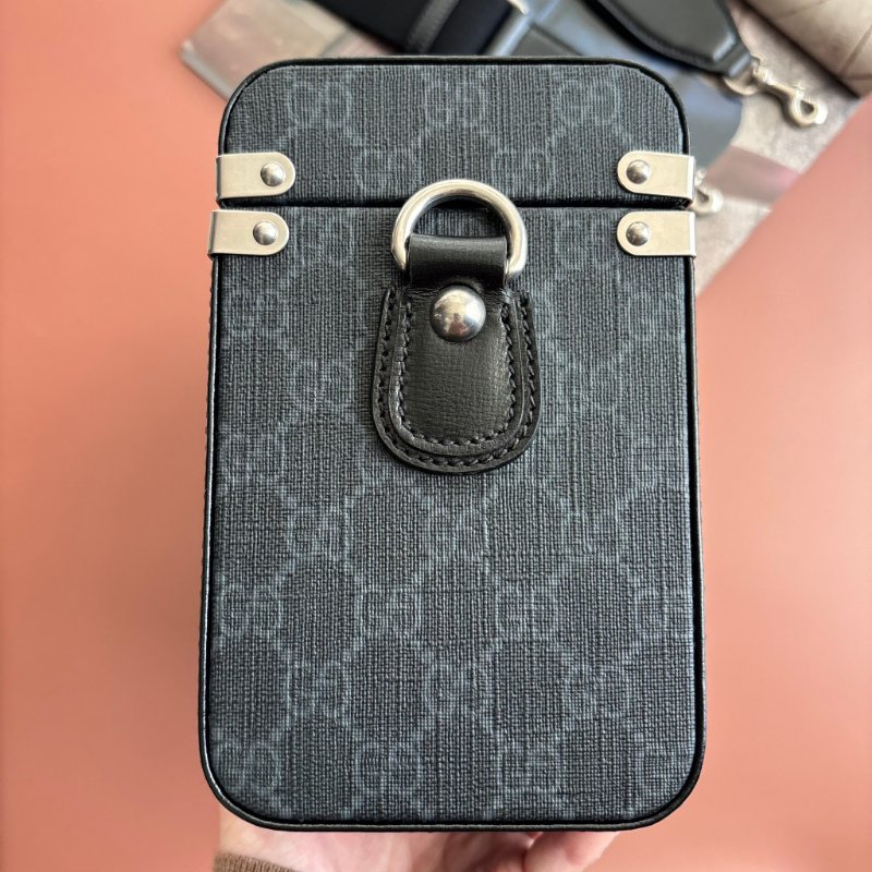 ::GUCCI:: Black GG Supreme canvas 黑緹花手提斜背箱型包 化妝箱包-10