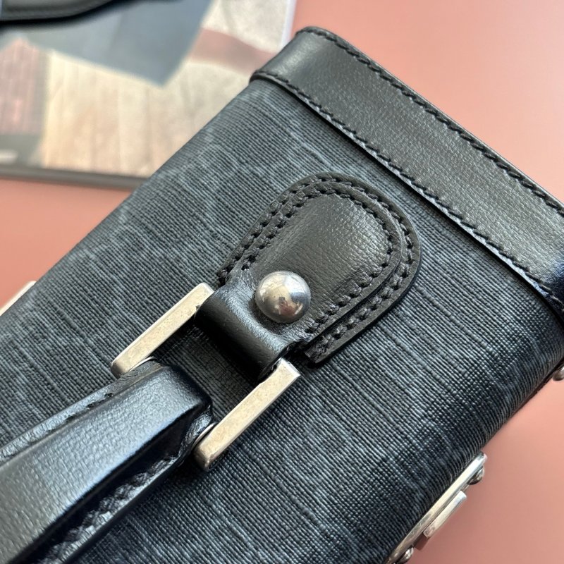 ::GUCCI:: Black GG Supreme canvas 黑緹花手提斜背箱型包 化妝箱包-19