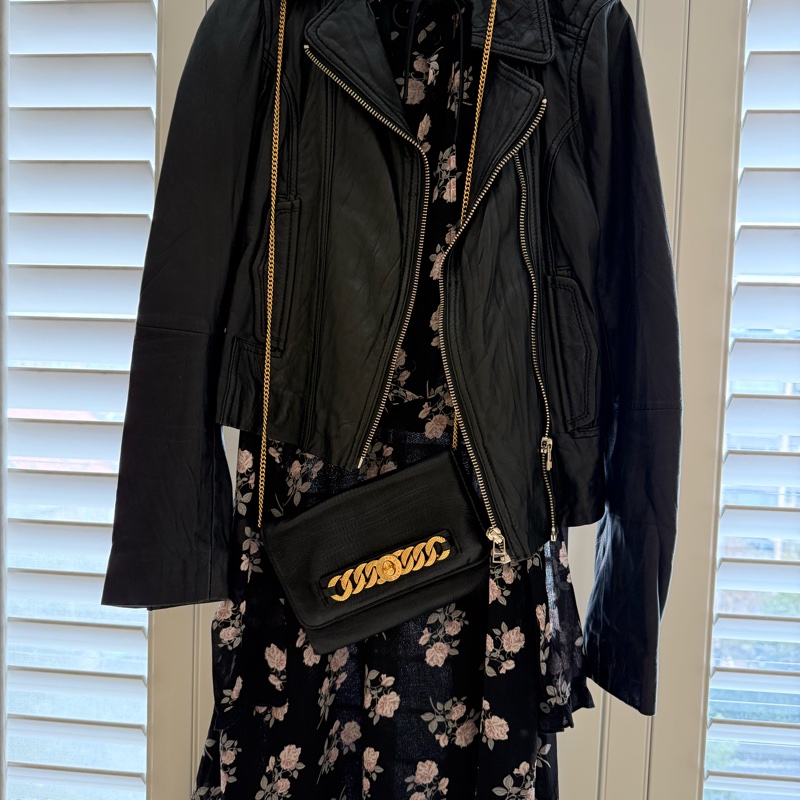 9成新Marc by Marc Jacobs牛皮壓紋側揹包/斜背包/手拿包-8