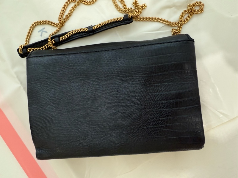 9成新Marc by Marc Jacobs牛皮壓紋側揹包/斜背包/手拿包-10