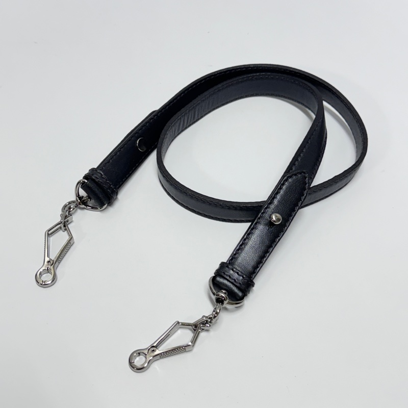 【超級新🎁】 Miu Miu 超嫩Q羊皮 元寶包 肩背+斜背包 （專櫃13.6萬！）-11