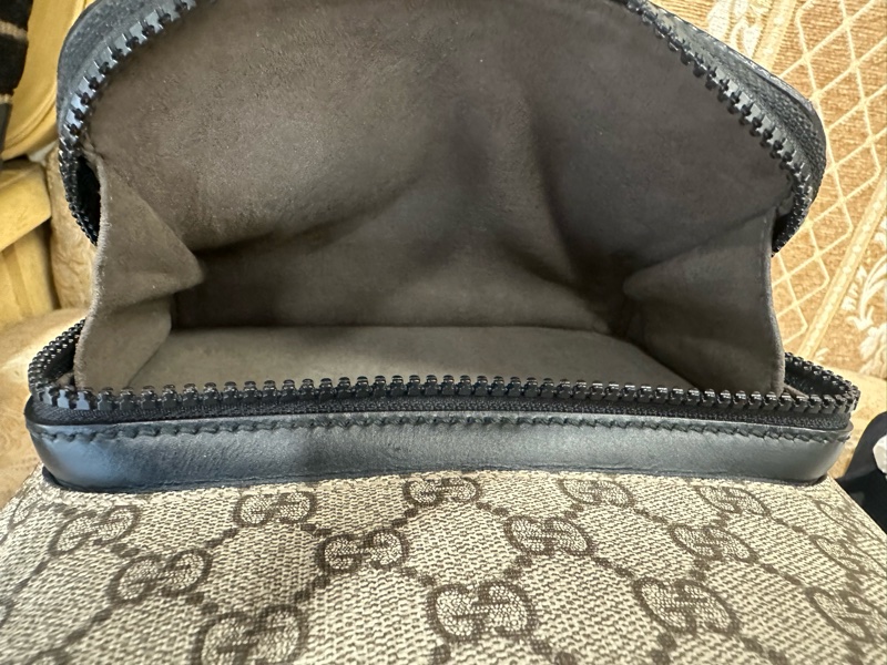 Gucci PVC黑牛皮銀釦前拉鍊口袋後背包-7