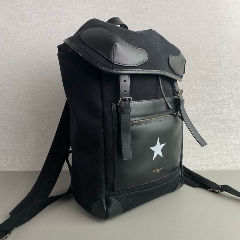 ✨Givenchy  紀梵希 星星後背包 自用好價🖤-2