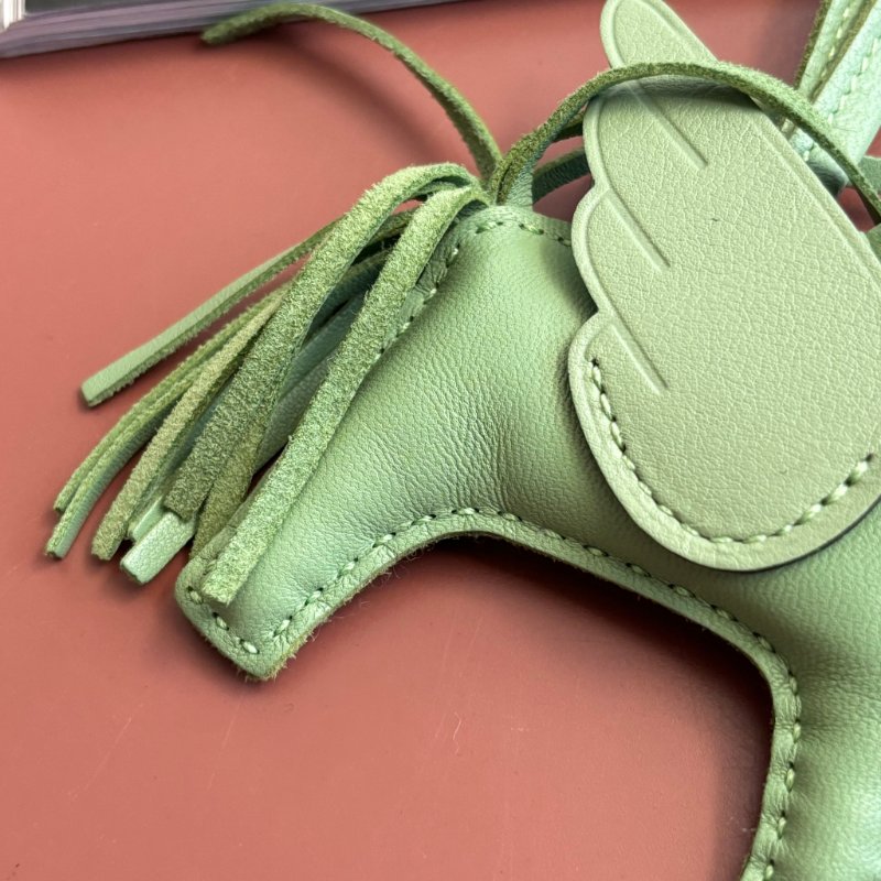 B刻 ::Hermès:: 牛油果綠 酪梨綠 Rodeo Pegase PM 飛馬吊飾 小飛馬 掛飾-5