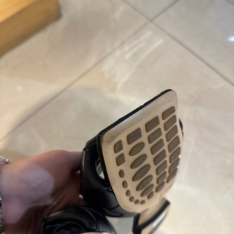 BV黑色編織拖鞋-13