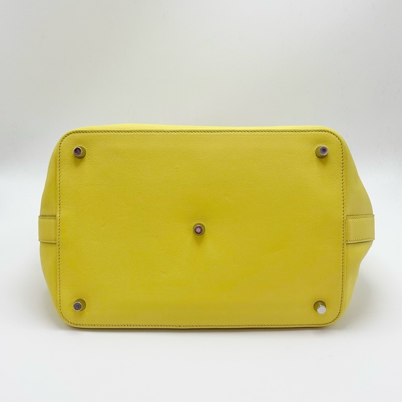 HERMES Too1box小雞黃銀扣牛奶盒子26手提肩背斜背包26*29*18 98新配件塵袋鑰匙-3