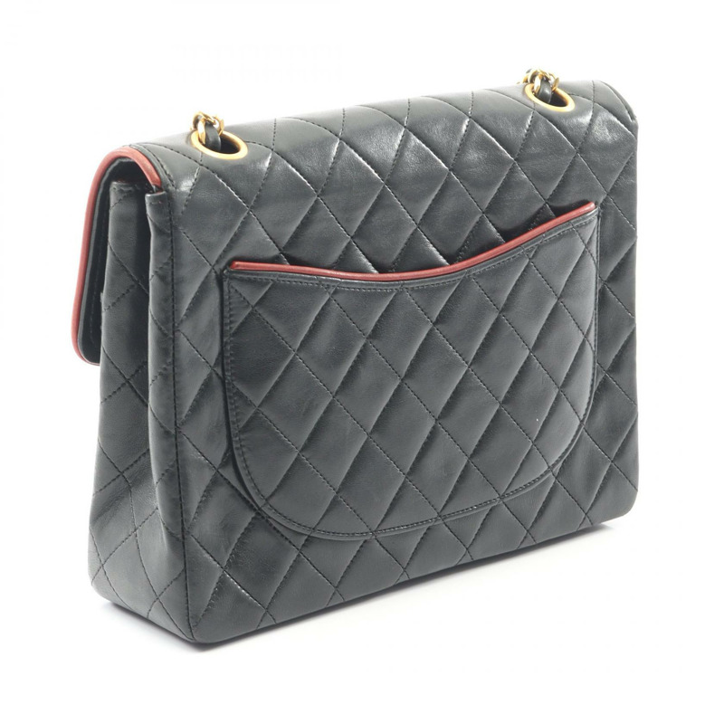 香奈兒 (CHANEL) 絎縫鏈條單肩包，羊皮材質，黑色，金色五金，二手女款-1