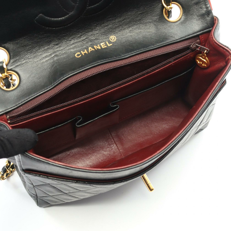 香奈兒 (CHANEL) 絎縫鏈條單肩包，羊皮材質，黑色，金色五金，二手女款-2