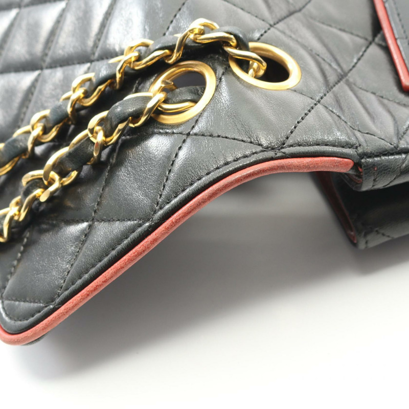 香奈兒 (CHANEL) 絎縫鏈條單肩包，羊皮材質，黑色，金色五金，二手女款-10