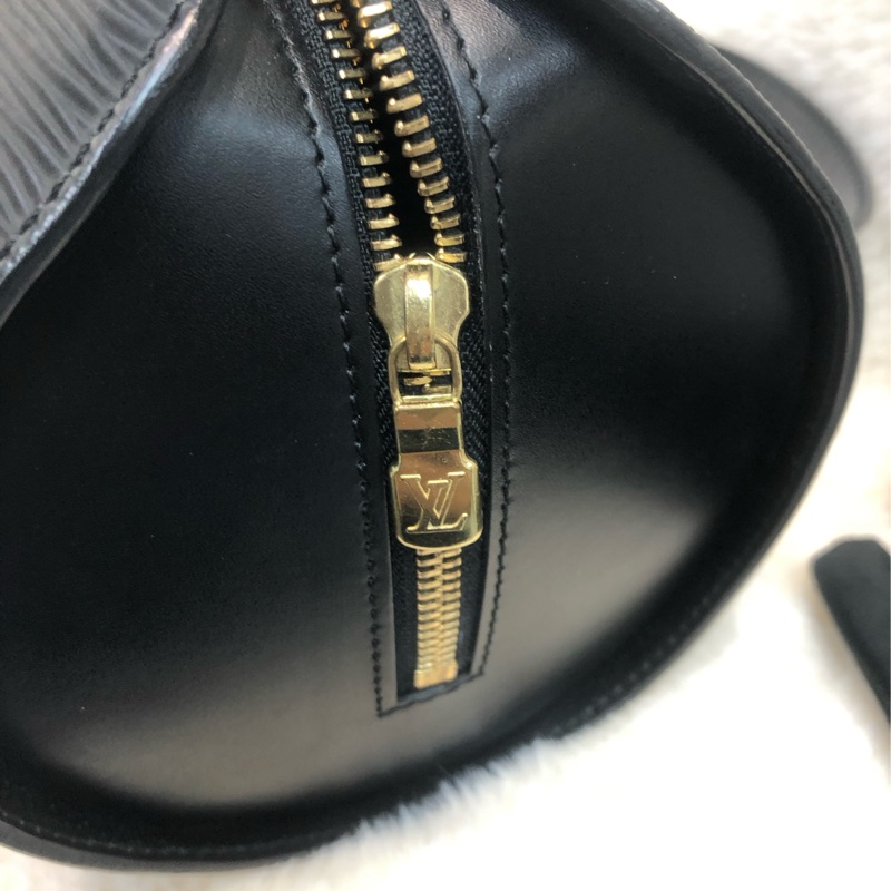 LV EPI 樹紋芭比龍 XC141-14