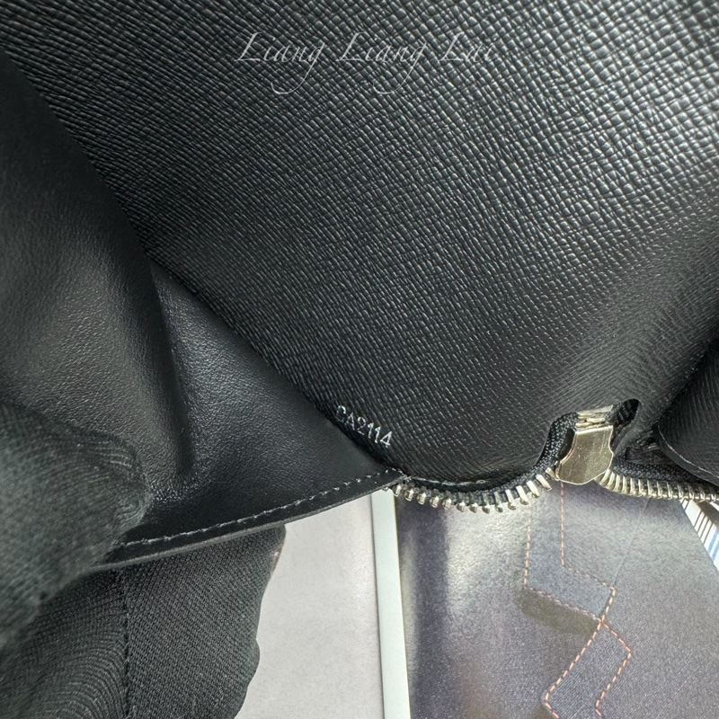 LOUIS VUITTON LV Zippy Organizer 黑色水波紋大拉鍊長夾-3