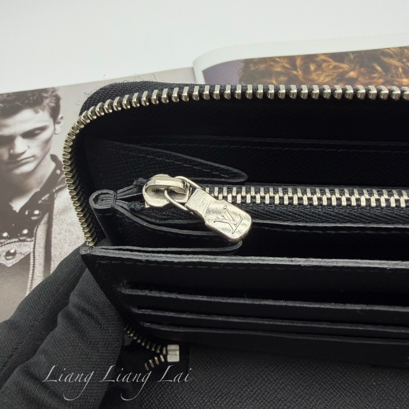 LOUIS VUITTON LV Zippy Organizer 黑色水波紋大拉鍊長夾-11