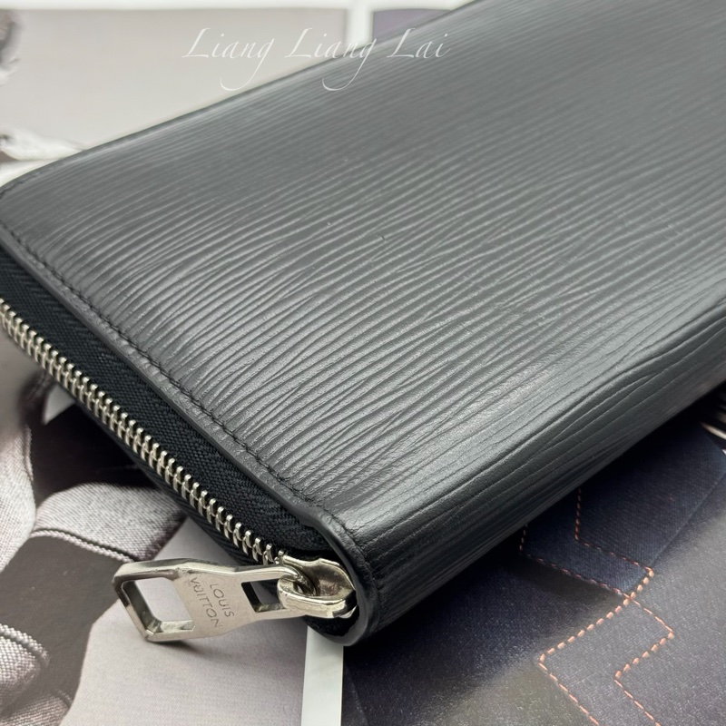 LOUIS VUITTON LV Zippy Organizer 黑色水波紋大拉鍊長夾-31