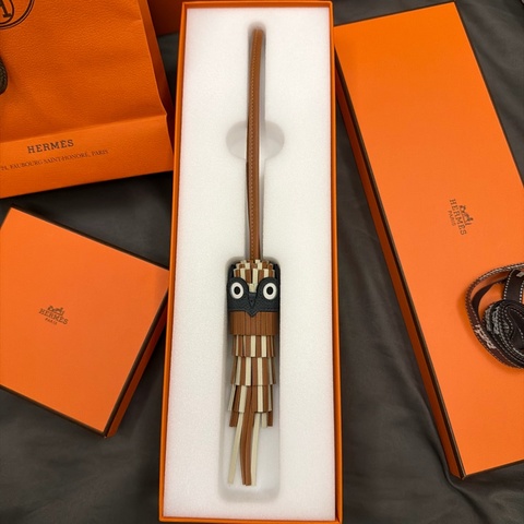 愛馬仕(Hermès)的Chouette 貓頭鷹造型吊飾