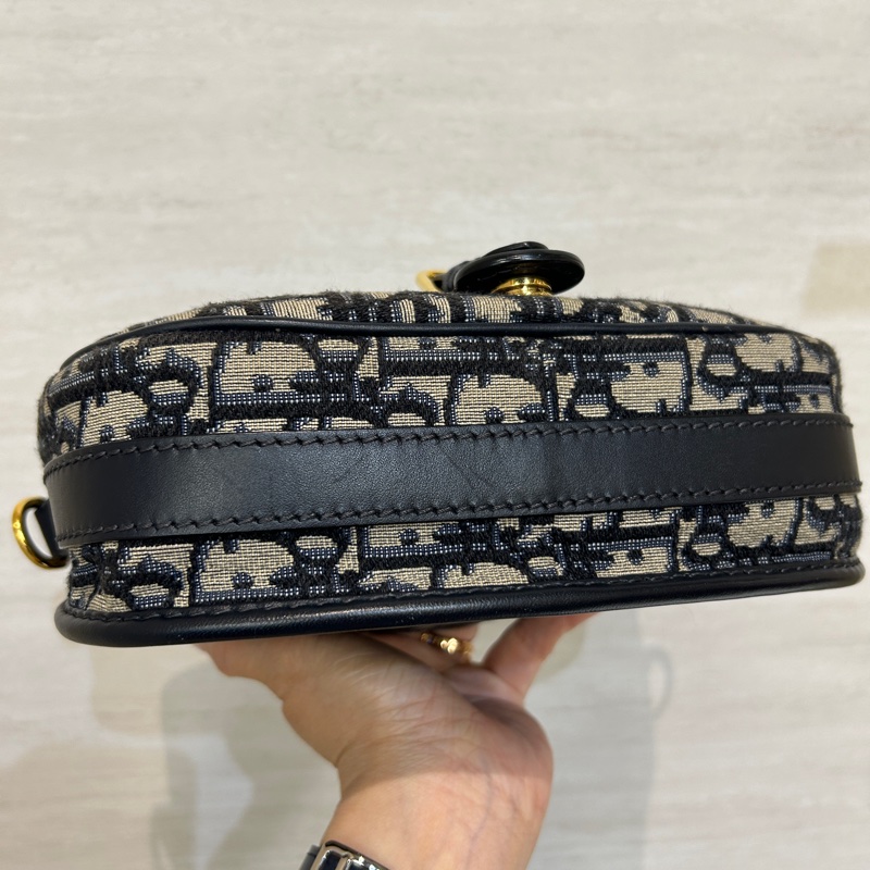 Dior 藍緹花布 中號Bobby包-2
