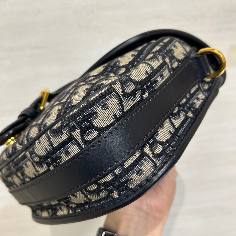Dior 藍緹花布 中號Bobby包-3